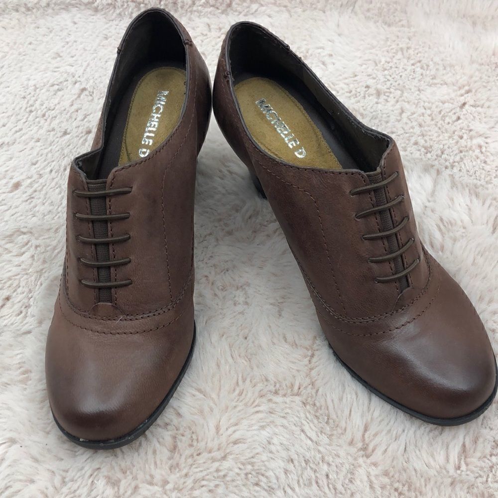 Michelle D brown upper leather elastic goring bootie